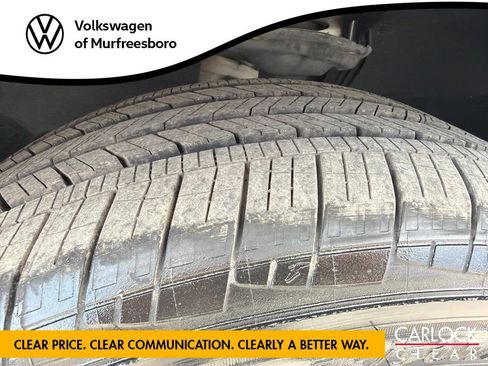 Certified 2023 Volkswagen Atlas Cross Sport SEL R-Line AWD/4WD image 11