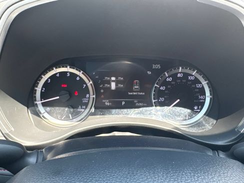 Used 2023 Toyota Highlander XSE FWD image 22