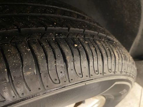 Used 2005 Mercury Sable GS image 29