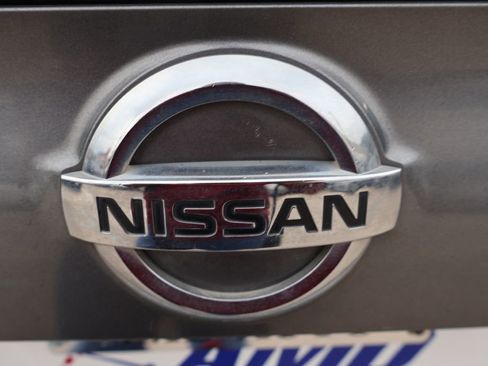 Used 2018 Nissan Rogue Sport S FWD image 11