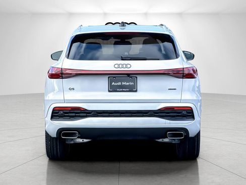 New 2025 Audi Q5 Premium image 4