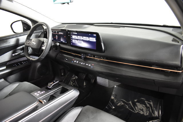Certified 2024 Nissan Ariya AWD image 40