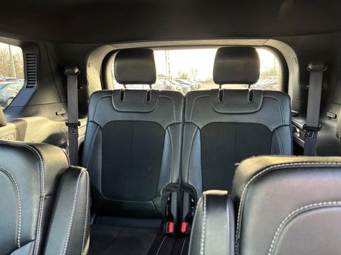 Used 2023 Jeep Grand Cherokee L Laredo image 10