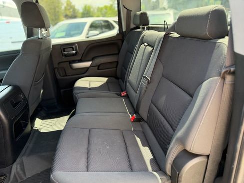 Used 2018 Chevrolet Silverado 1500 LT w/ Texas Edition AWD/4WD image 9