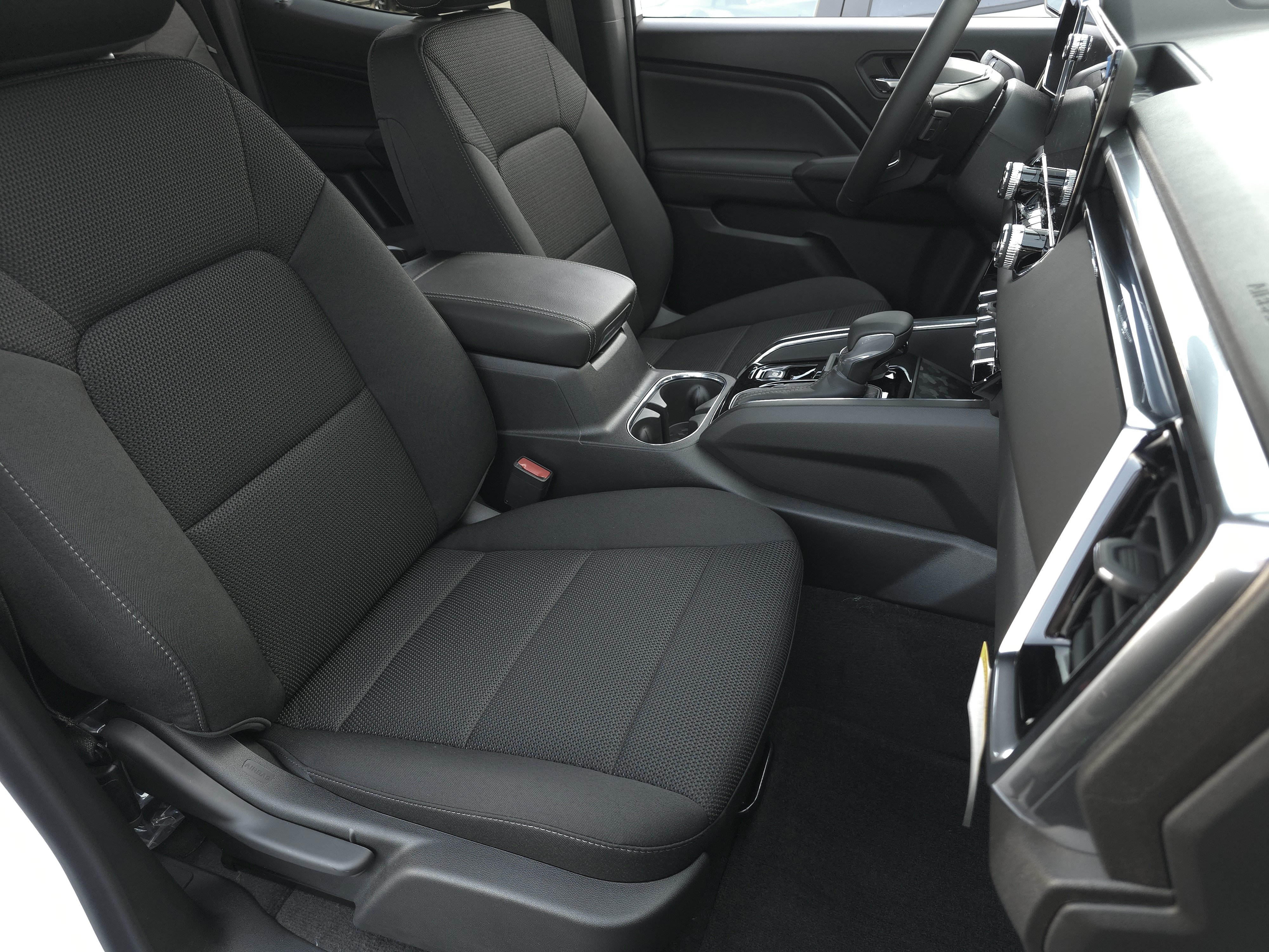New 2026 GMC Canyon Elevation RWD image 38