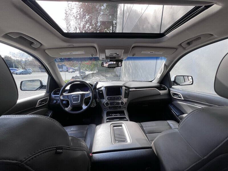 Used 2016 GMC Yukon Denali w/ Open Road Package AWD/4WD image 9