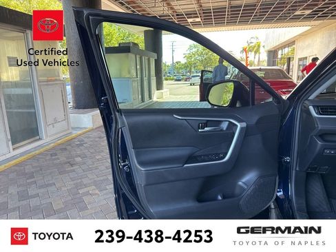 Used 2023 Toyota RAV4 XLE image 17