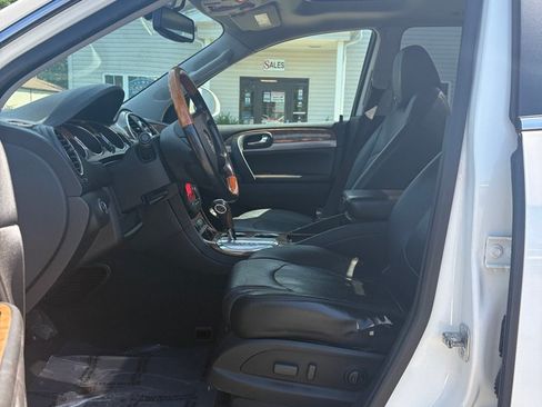 Used 2011 Buick Enclave CXL AWD/4WD image 9