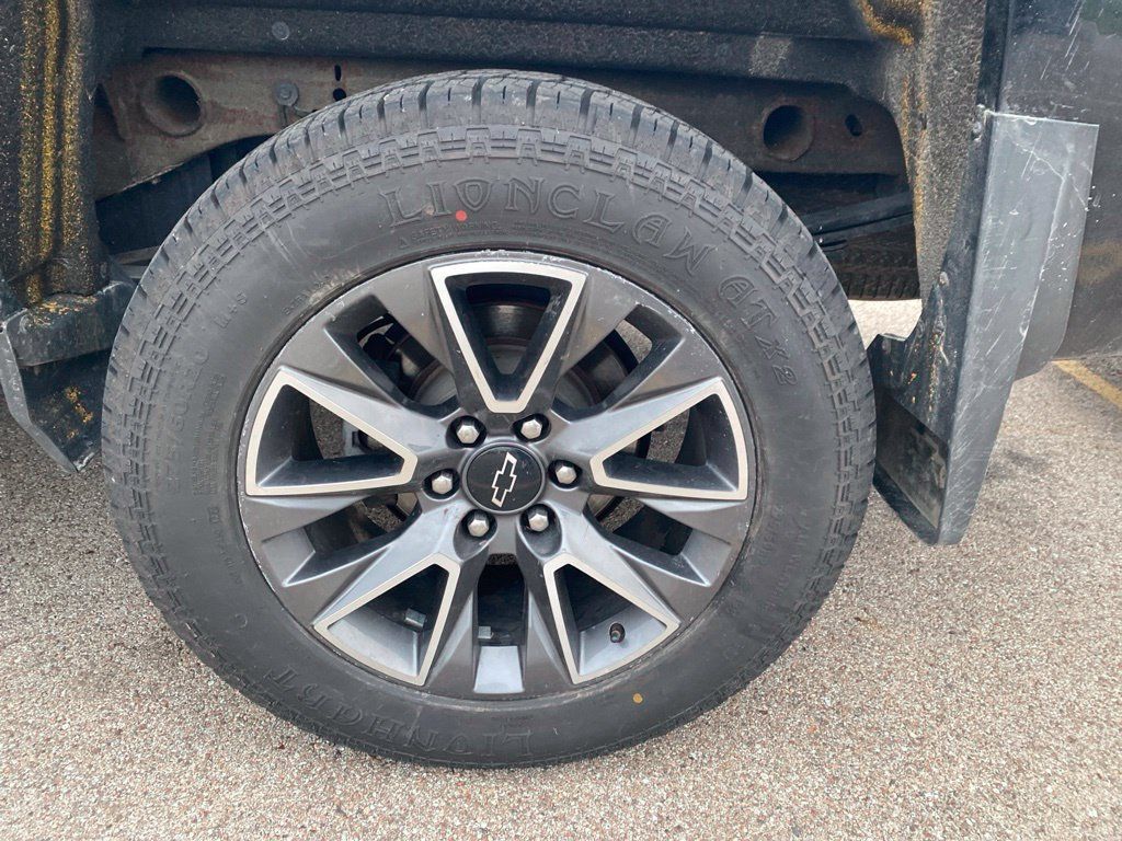 Used 2018 Chevrolet Silverado 1500 High Country AWD/4WD image 13