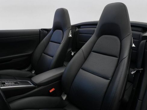 Used 2017 Porsche 911 Carrera S RWD image 7