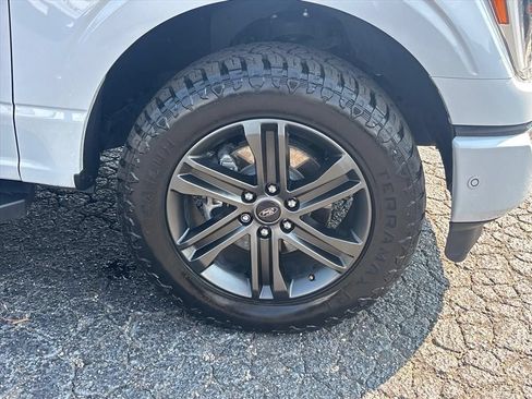 Used 2022 Ford F150 Lariat w/ Equipment Group 502A High AWD/4WD image 10
