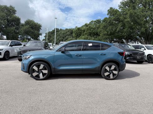 Certified 2023 Volvo C40 P8 Recharge Ultimate AWD/4WD image 3