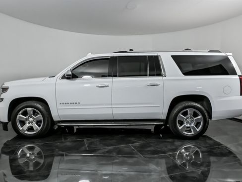 Used 2018 Chevrolet Suburban Premier AWD/4WD image 6