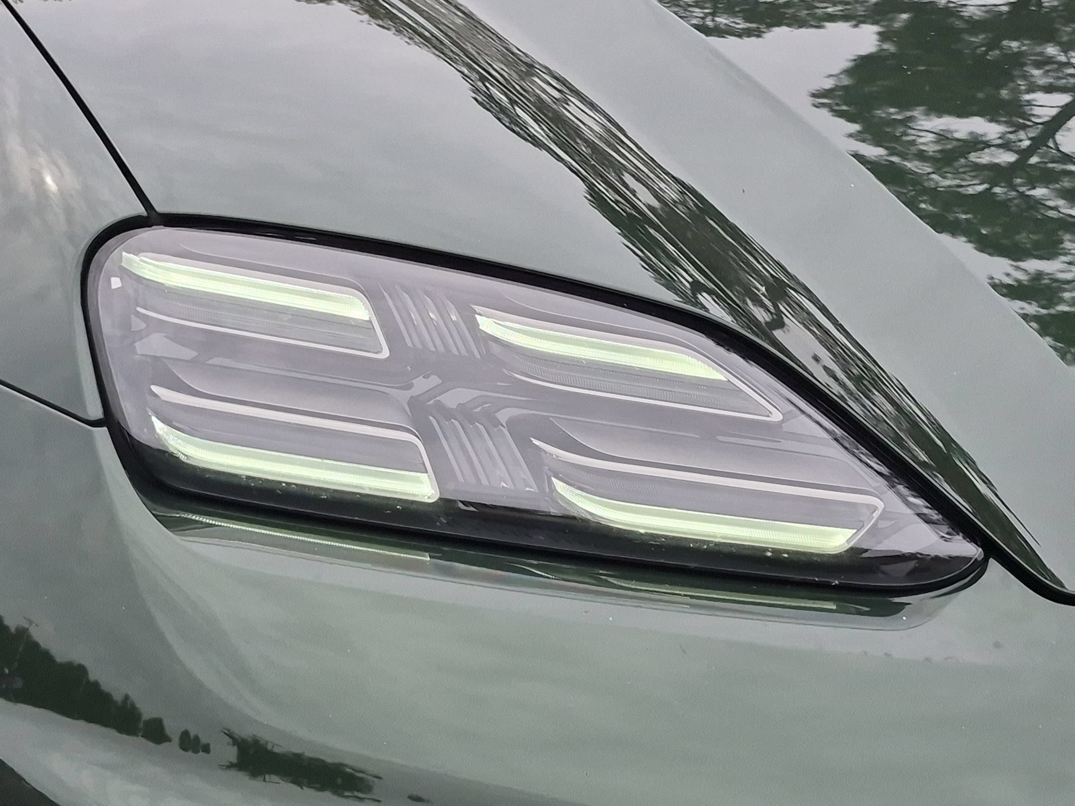 Certified 2026 Porsche Macan 4 Electric AWD/4WD image 26