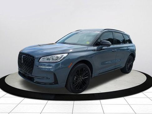 Used 2023 Lincoln Corsair Reserve w/ Equipment Group 201A FWD image 7