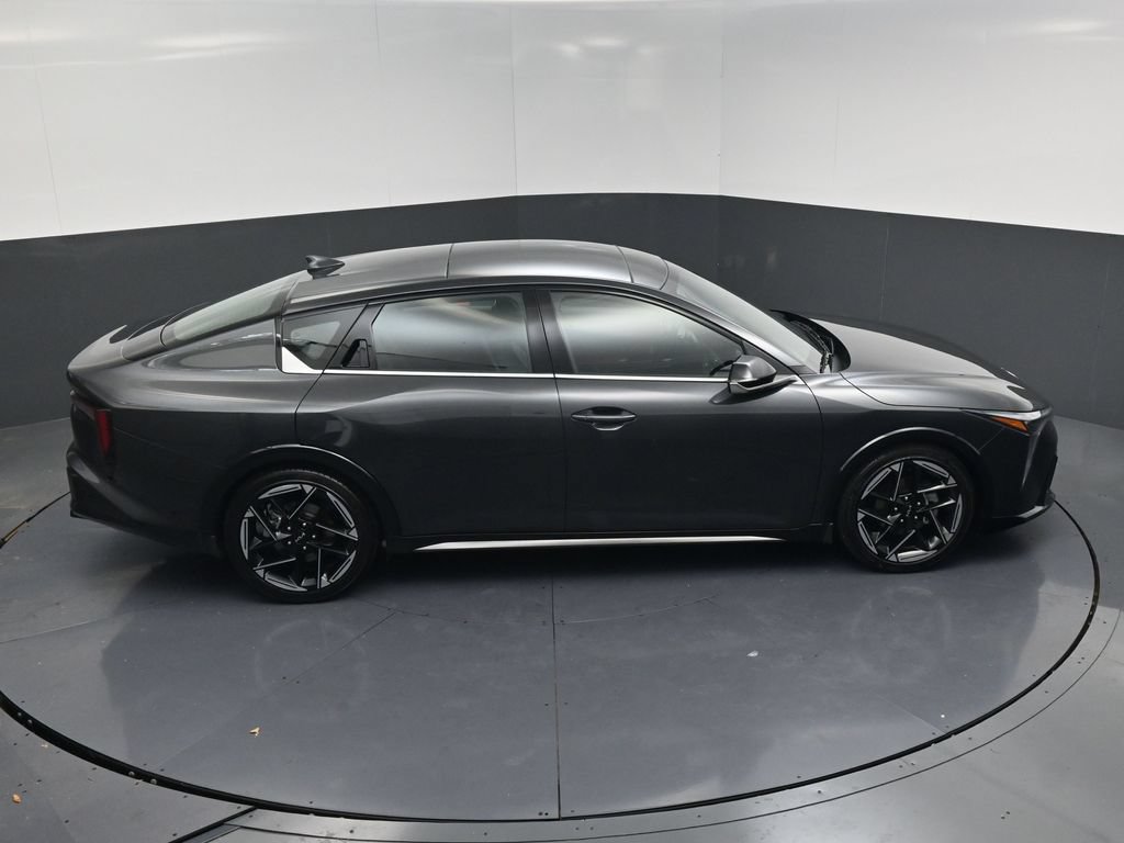 Used 2025 Kia K4 GT-Line w/ GT-Line Premium Package FWD image 24