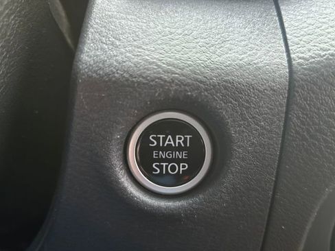 Used 2023 Nissan Frontier PRO-4X w/ Pro Convenience Package image 26