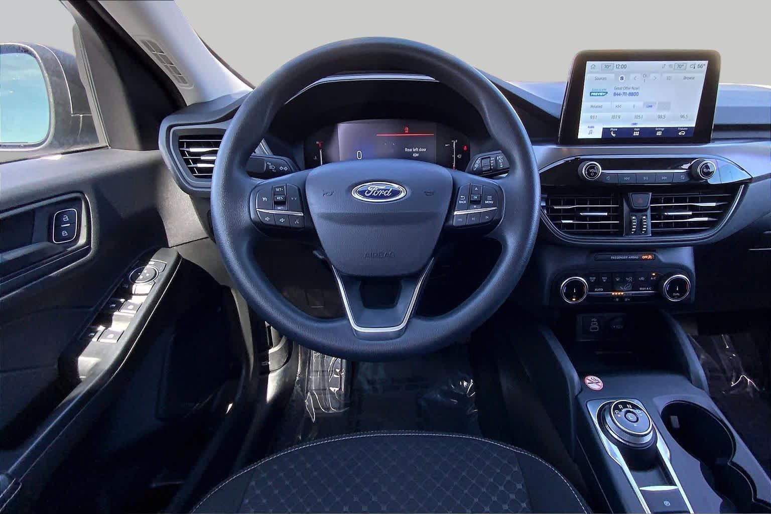 Used 2025 Ford Escape Active AWD/4WD image 5