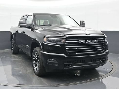 Used 2025 RAM 1500 Laramie AWD/4WD image 1