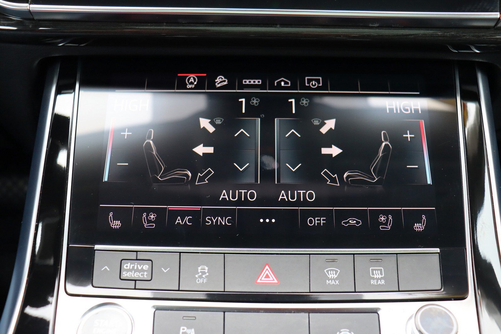 Used 2023 Audi Q8 Premium Plus w/ Premium Plus Package AWD/4WD image 34