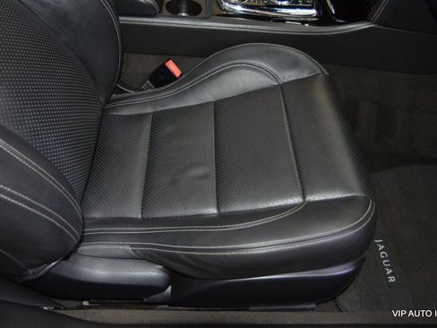 Used 2013 Jaguar XK Convertible image 20