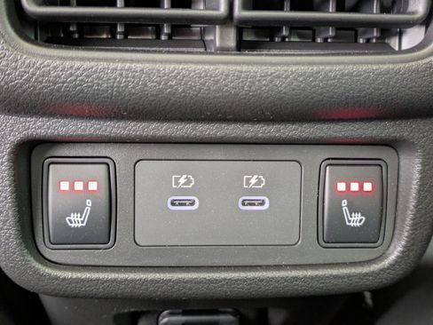 New 2026 Nissan Leaf Platinum+ image 16