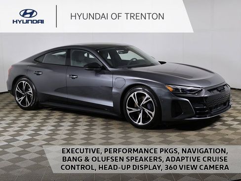 Used 2023 Audi e-tron GT Prestige w/ Prestige Package image 1