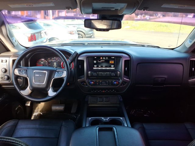 Used 2015 GMC Sierra 2500 Denali w/ Duramax Plus Package AWD/4WD image 14