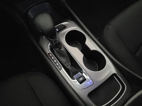 Used 2023 Chevrolet Malibu LS FWD image 26