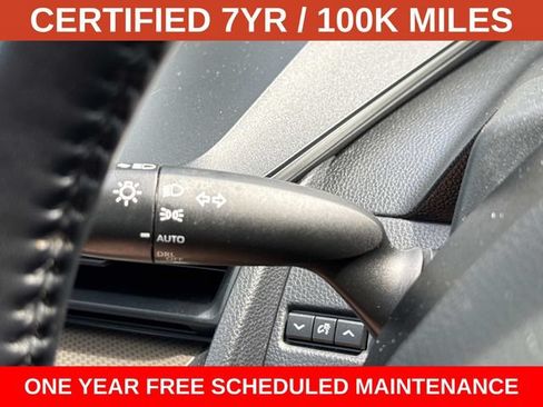Used 2024 Toyota Prius XLE AWD/4WD image 27