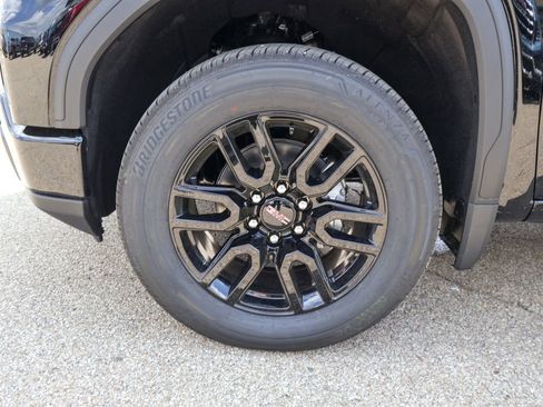 New 2026 GMC Sierra 1500 Elevation w/ Elevation Premium Package AWD/4WD image 33