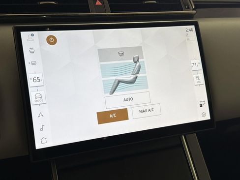 New 2026 Land Rover Range Rover Velar S image 15