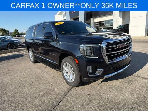Used 2022 GMC Yukon XL SLT w/ SLT Luxury Package AWD/4WD image 3