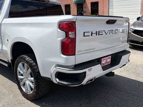 Used 2023 Chevrolet Silverado 1500 High Country RWD image 31