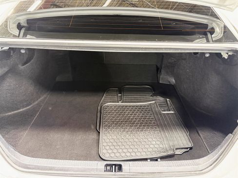 Used 2023 Toyota Camry SE image 10