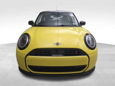 Certified 2025 MINI Cooper S image 4