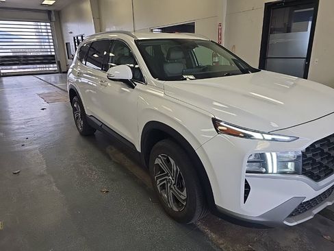 Used 2023 Hyundai Santa Fe SEL image 1
