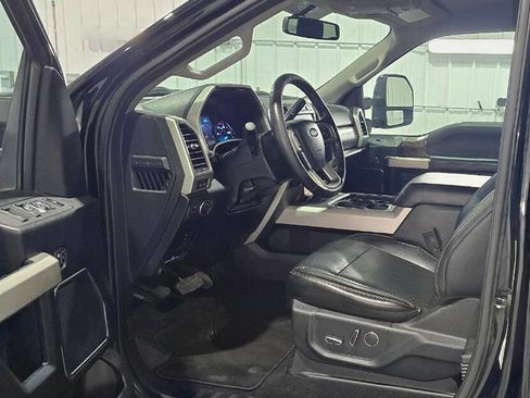 Used 2019 Ford F350 Lariat w/ Lariat Value Package image 7