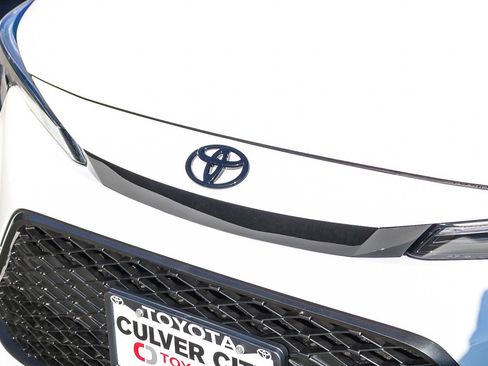 New 2026 Toyota Corolla SE image 6