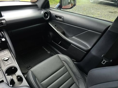 Used 2021 Lexus IS 350 F Sport RWD image 19