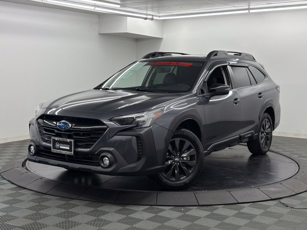 Used 2023 Subaru Outback Onyx Edition XT w/ Tech Package 2 AWD/4WD image 3