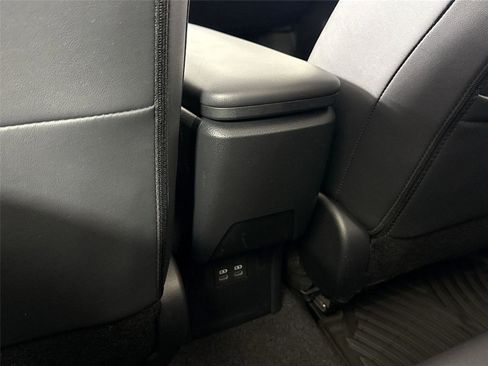 Used 2025 Toyota Prius Limited image 38