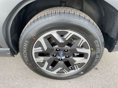 Used 2026 Subaru Forester Premium image 8