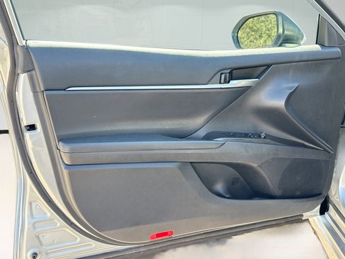 Used 2023 Toyota Camry SE image 20