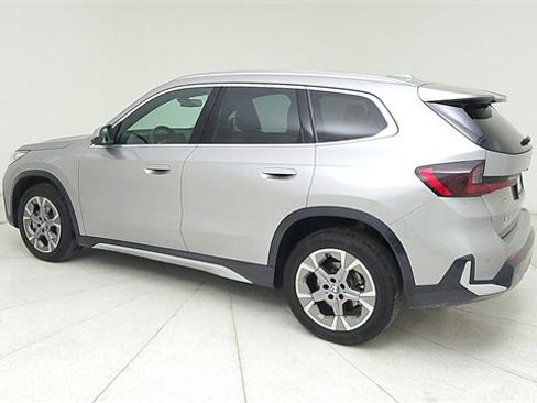 Used 2025 BMW X1 xDrive28i image 7