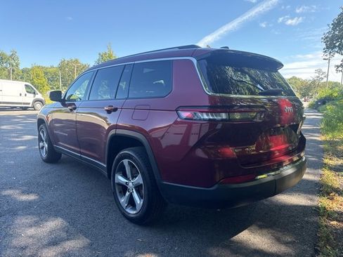 Used 2022 Jeep Grand Cherokee L Limited image 4