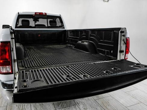 Used 2017 RAM 1500 Tradesman w/ Power & Remote Entry Group image 43