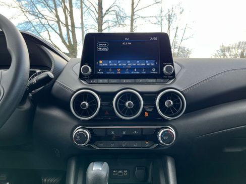 Used 2025 Nissan Sentra SV image 20