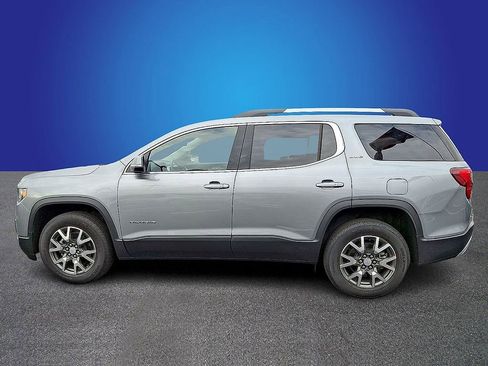 Used 2023 GMC Acadia SLE w/ Driver Convenience Package image 7