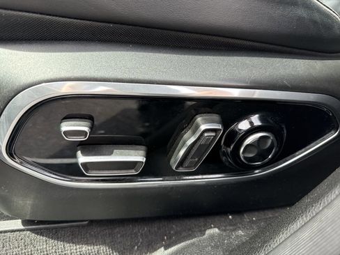 Used 2022 Jeep Grand Cherokee Summit AWD/4WD image 14